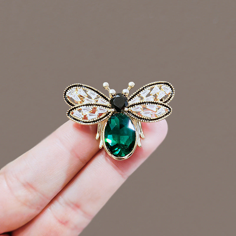 Imperial Bee Brooch | Vintage-Inspired Suit & Coat Accessory