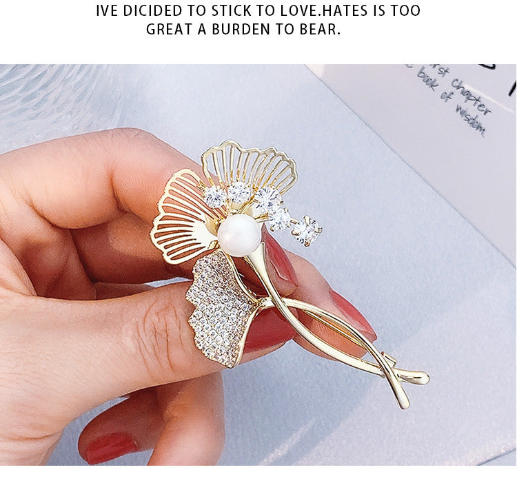 Ginkgo Leaf Statement Corsage: A Timeless Mother’s Day Gift